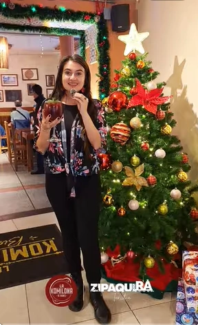 Sabor Navideño Típico Colombiano: Pechuga Rellena y Postres de Diciembre en La Komilona