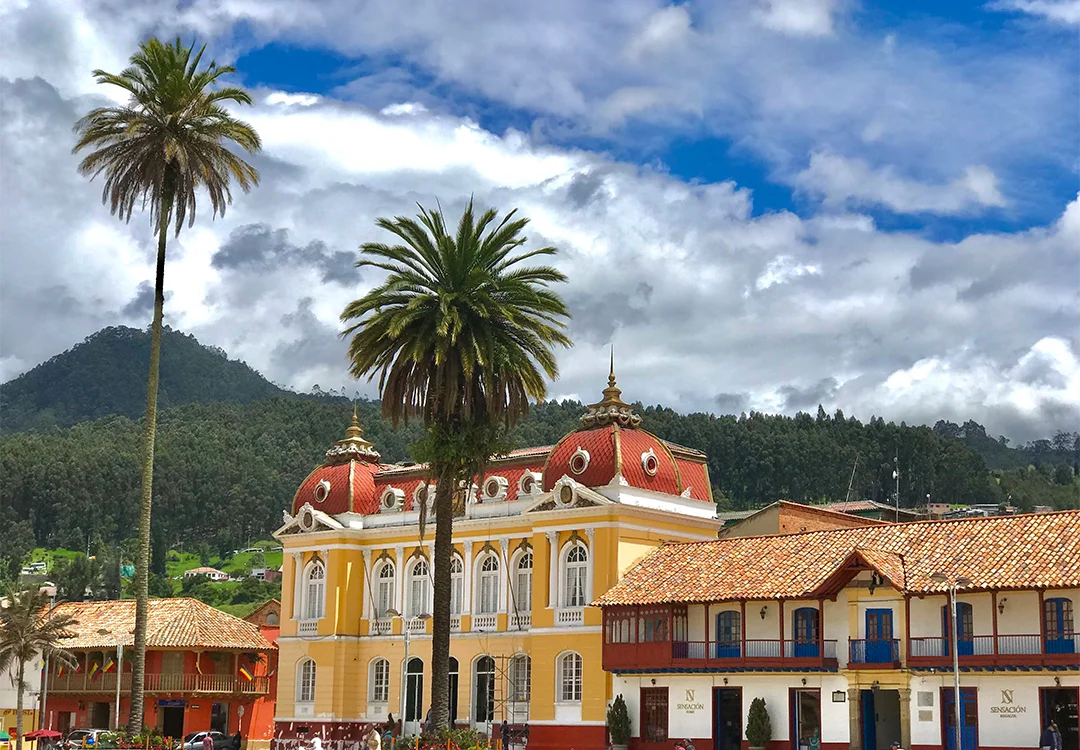 Galería PLAZA DE LOS COMUNEROS