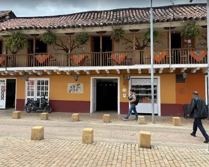 LA PUERTA FALSA ZIPAQUIRÁ