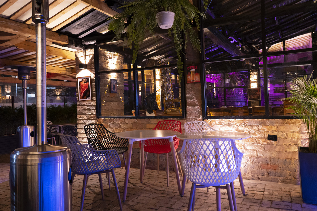 PARRILLA Y CERVECERÍA PIE DE CUMBRE